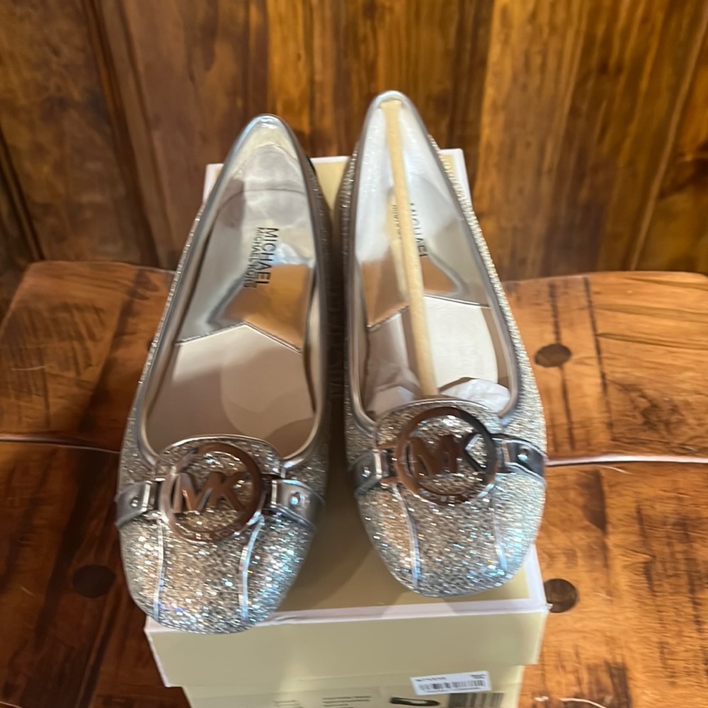 Michael Kors flats